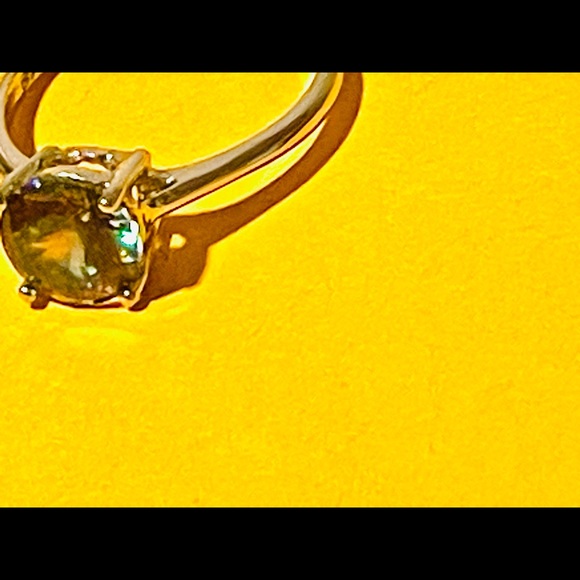 Mystic topaz ring Sterling silver Size 8 sparkly prismatic - Picture 5 of 6